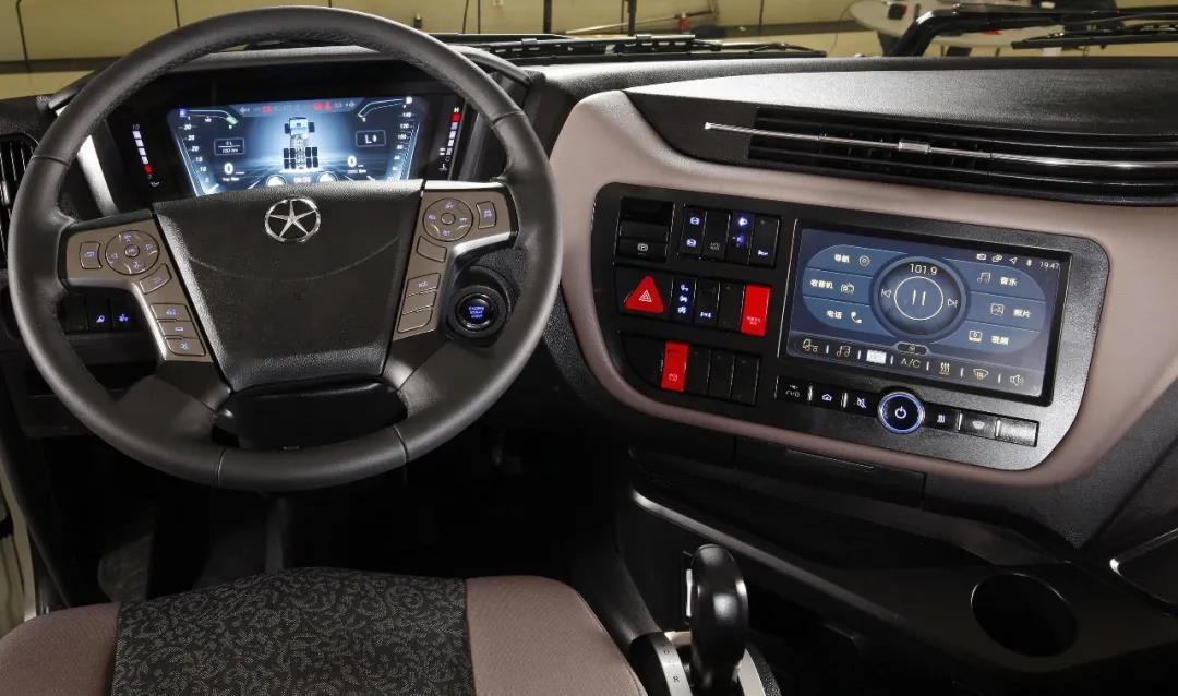 高端干线物流标杆车型:大运v9